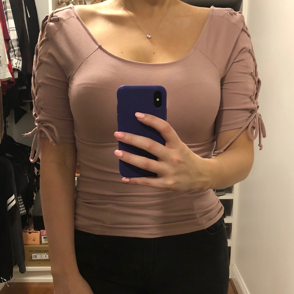 💥 Pink top - Picture 2 of 3